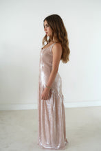 Cargar imagen en el visor de la galería, PRISCILLA SEQUINED DRESS
