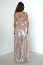 Cargar imagen en el visor de la galería, PRISCILLA SEQUINED DRESS

